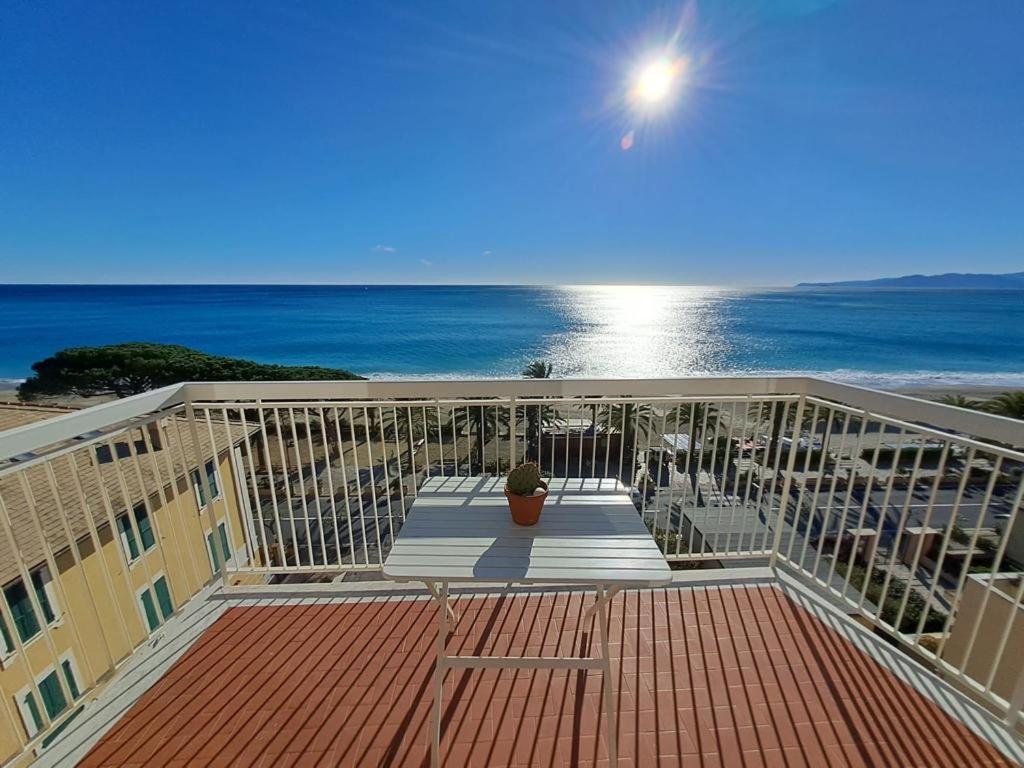 Ferienwohnung Le Casasse Vico Delle Stelle Varigotti Exterior foto